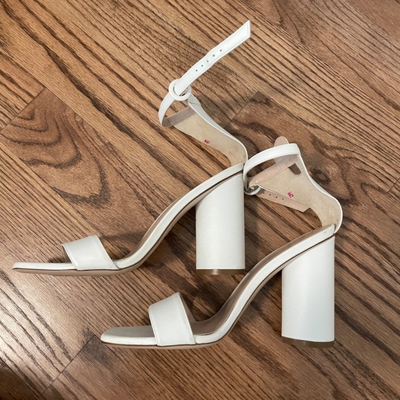 Stuart Weitzman Ankle Strap Heel - Size 10 - Picture 3 of 7